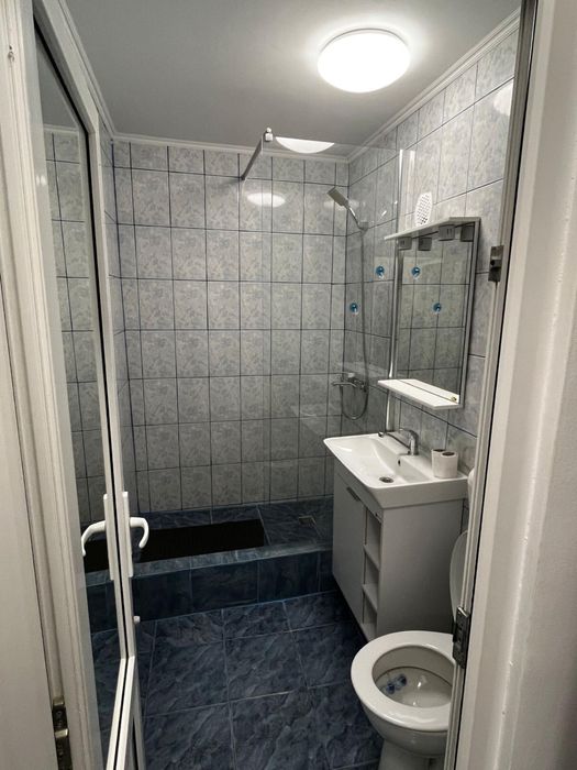 Garsoniera cf 1 , de inchiriat ..