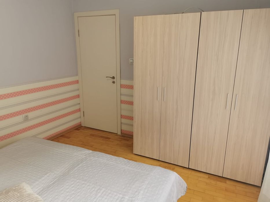 Дава се под наем Двустаен апартамент в Стара Загора, Център - 75 кв.м за 306 € - Снимка #7