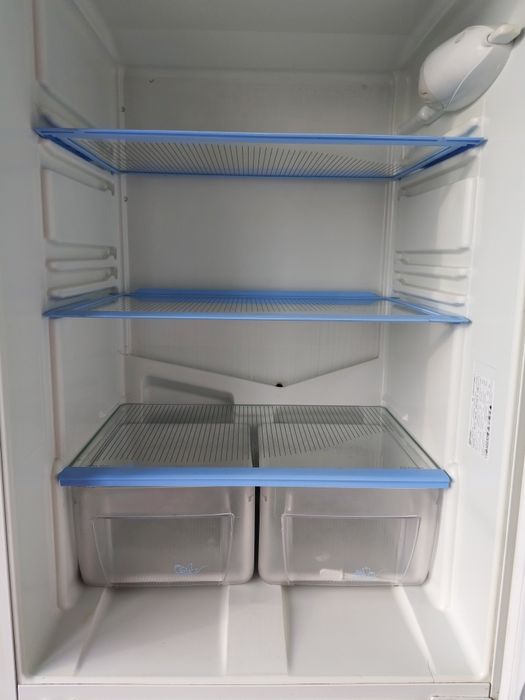 Холодильник Indesit