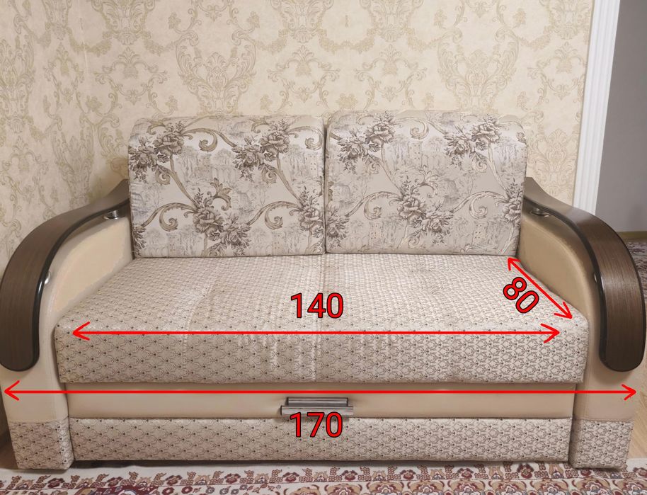Срочно продам 2 дивана. В длину 170 и 230