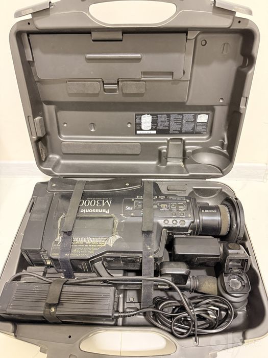 Видео камера Panasonic M3000