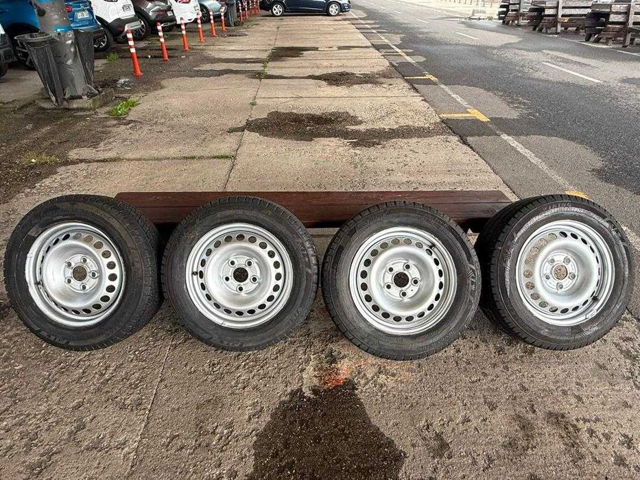Set Roti complete cu anvelope C pentru VW Transporter T 6.T 5