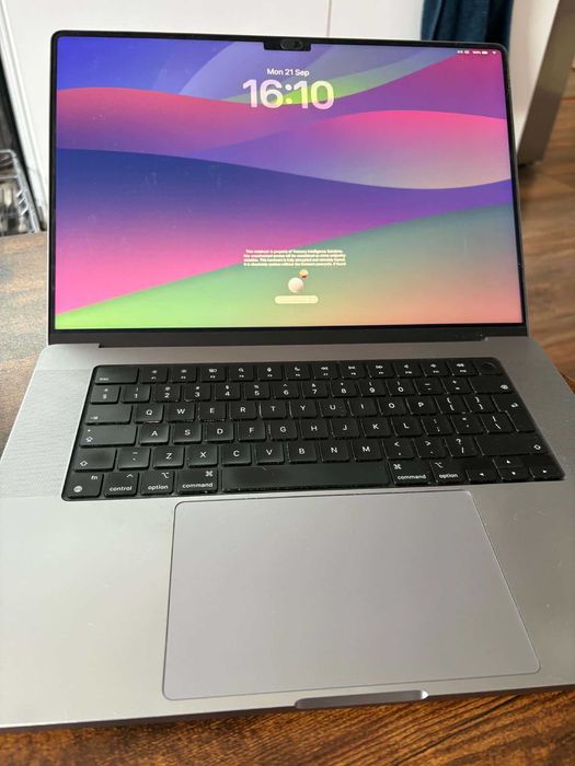 Macbook M1 Pro 32GB 16"