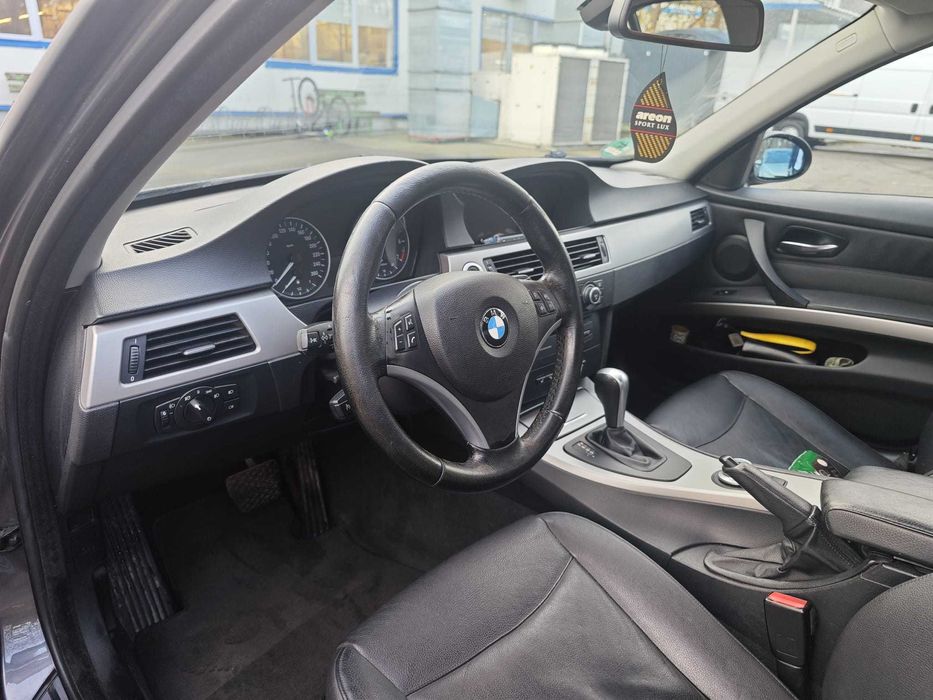 BMW - E90 - 318i  full