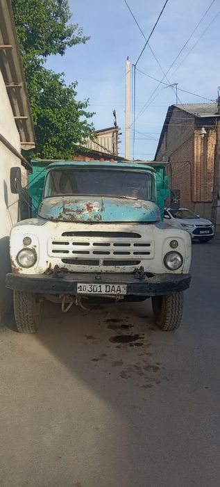 Zil sotiladi 130 samasval