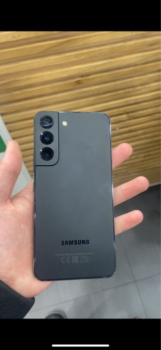Samsung S22 128гб