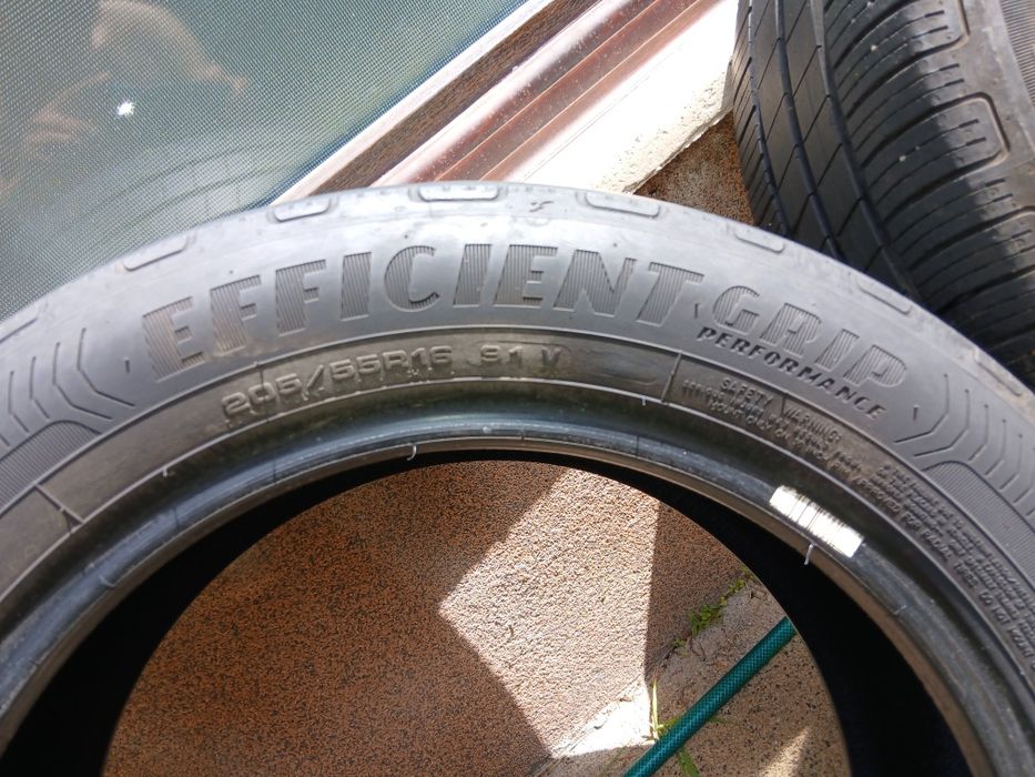 Vand set 4 cauciucuri vara 205 55 R16 91 V Goodyear  Eficiency Grip  rulaj 10.000 km