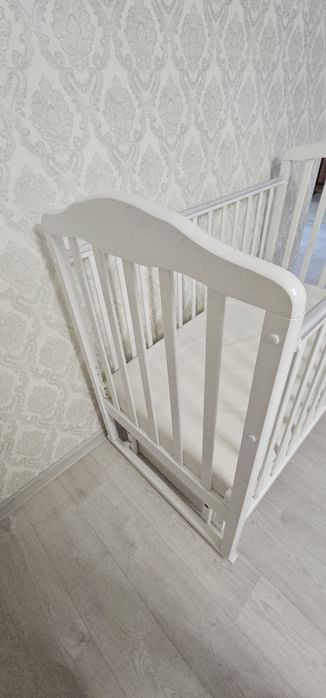 Кроватка детская