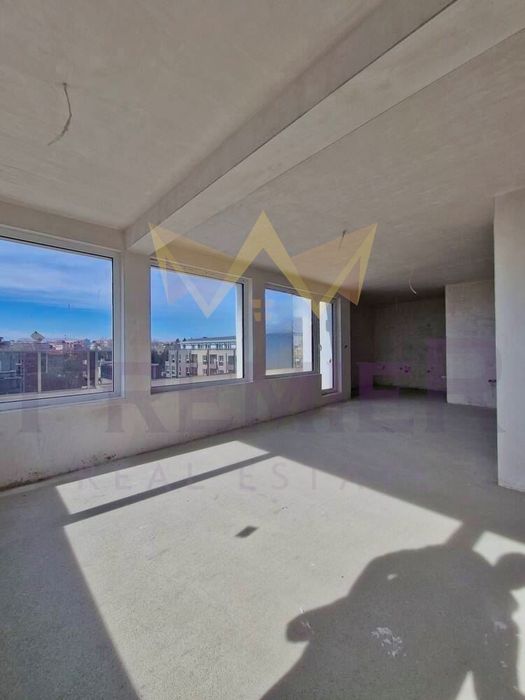 Продава се Тристаен апартамент в Бургас, Сарафово - 145 кв.м за 838 €/кв.м - Снимка #5