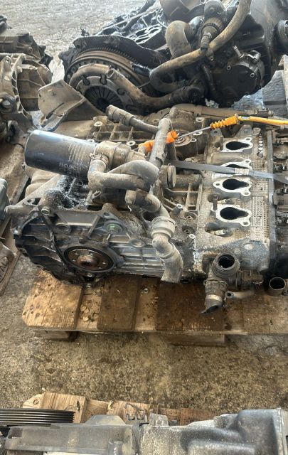 Motor fara anexe Volkswagen VW Passat B5