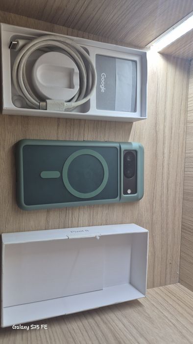 Google pixel 8 продам за 190к торг есть