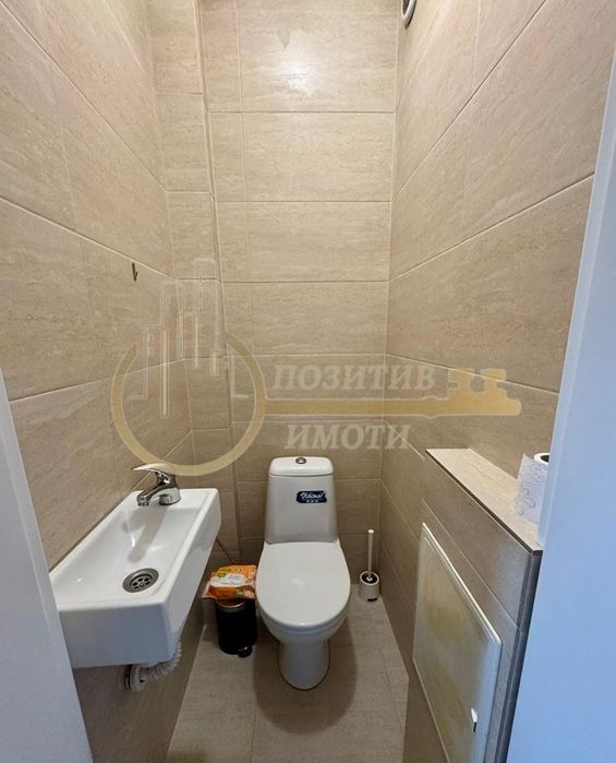 Дава се под наем Тристаен апартамент в София, Център - 110 кв.м за 1050 € - Снимка #9