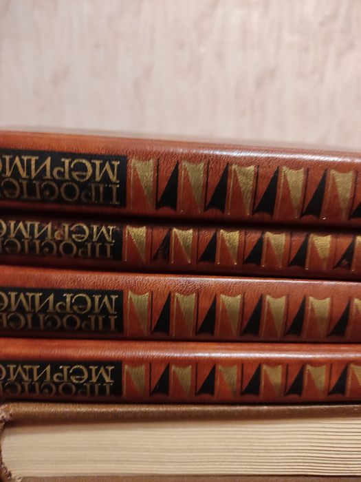 Продаю книги на историческую тему