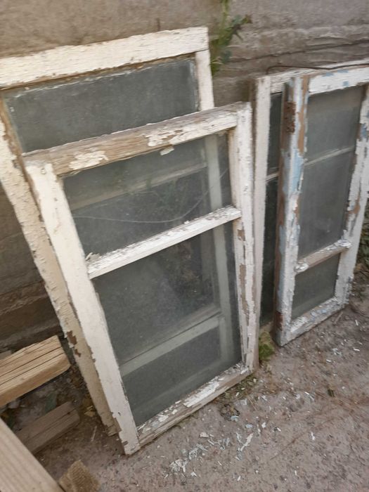 Продам форточки оконные