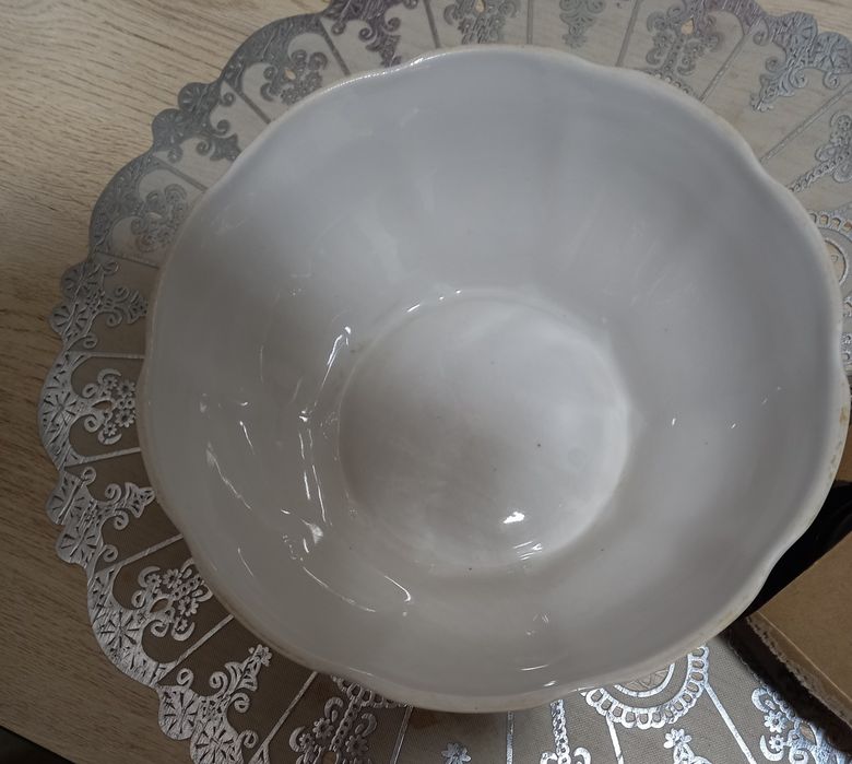 Фарфоровый салатник советский
