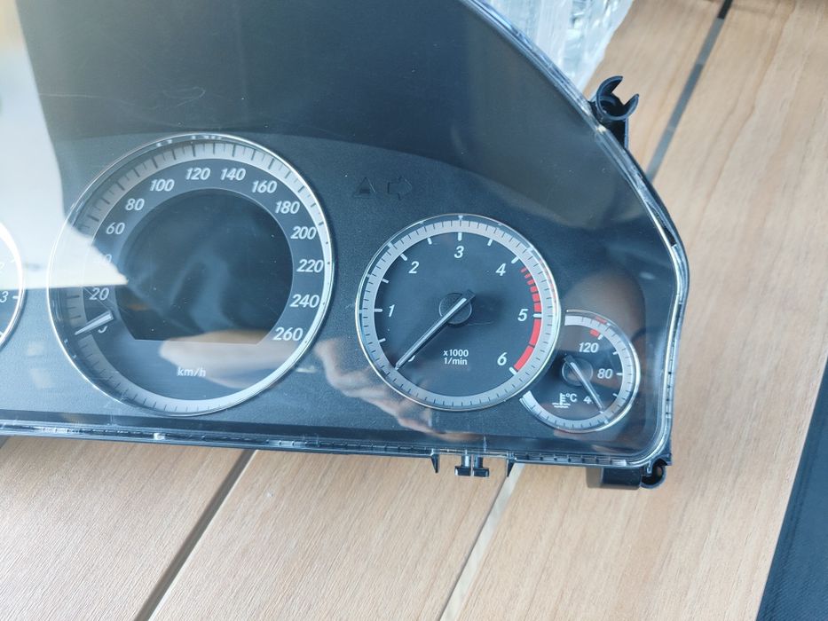 Ceasuri de bord Mercedes Benz w212 2010