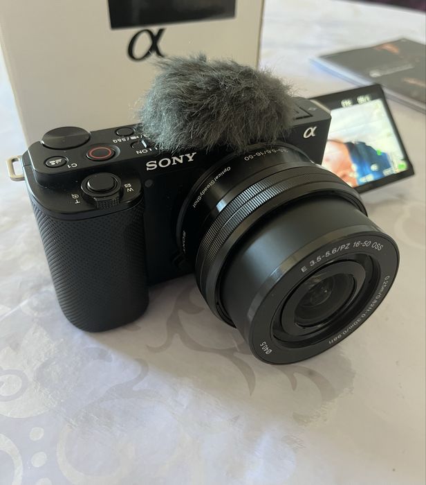 Продам камеру Sony ZV e10