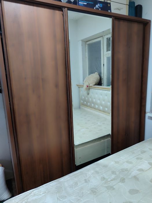 Продам шифанер купе в хорошем состоянии