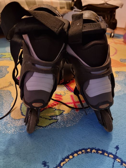 Role cu echipament complet, cască, cotiere, genunchiere