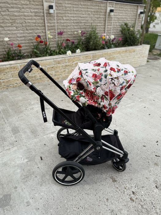 Cybex Priam 4 /e-PRIAM Lux Spring Blossom
