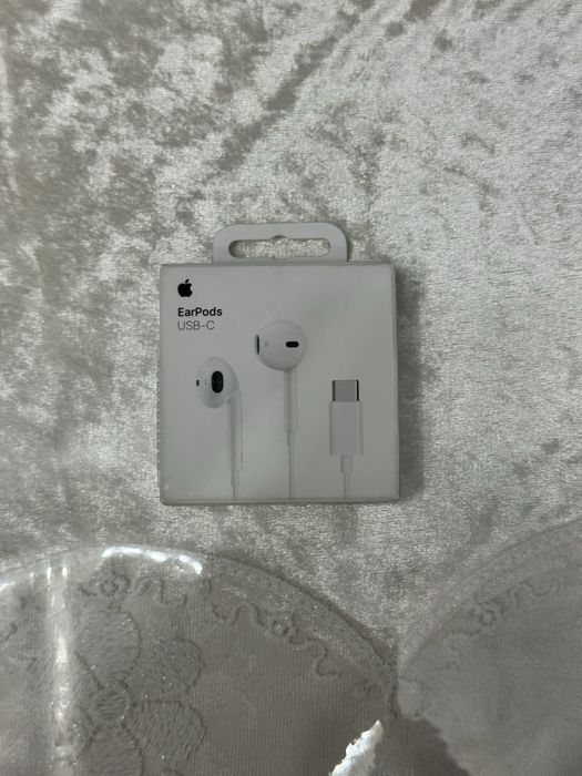 СРОЧНО Apple Pencil Usb C , Apple EarPods Usb Type C (оригинал)