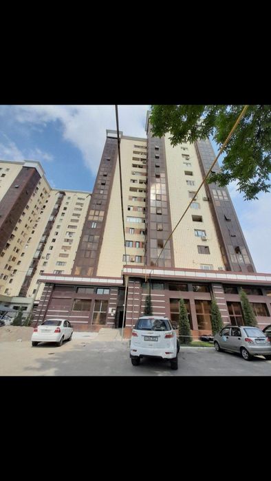 Уй сотилади Яккасарой туманида