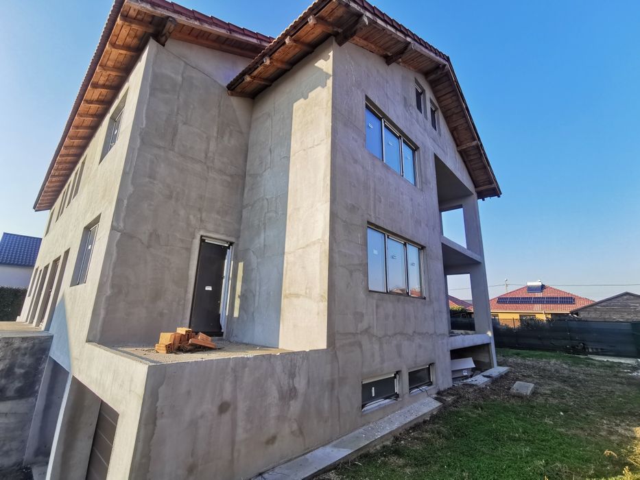 Sofimob Team /Casa Zona Episcopia