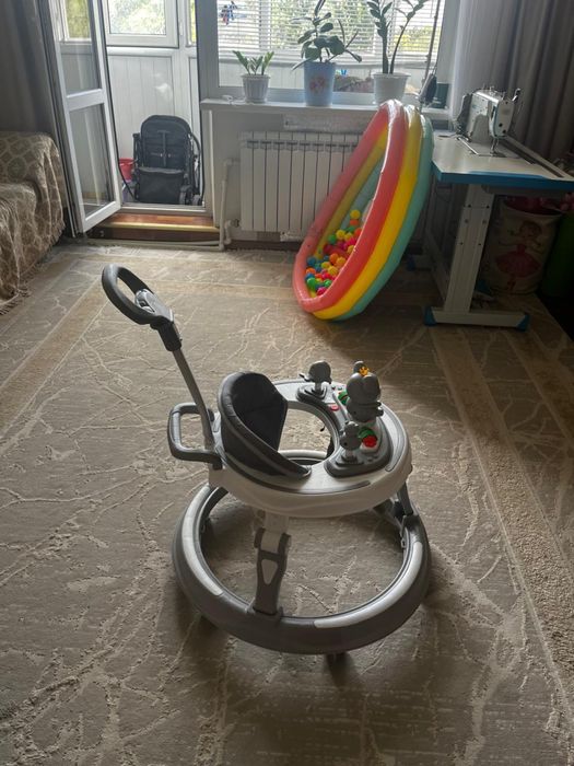 Ходунок для ребёнка
