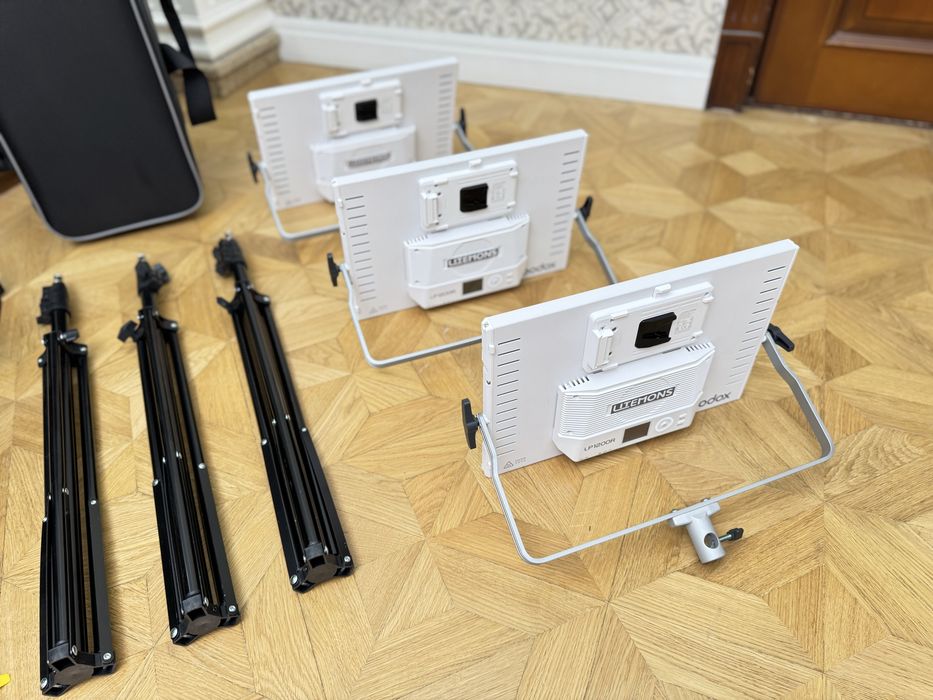 Комплект Godox LP1200R RGB LED 3-Light Kit