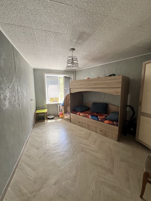 Продам 2 ком кв 53 м2 на хлебзаводе