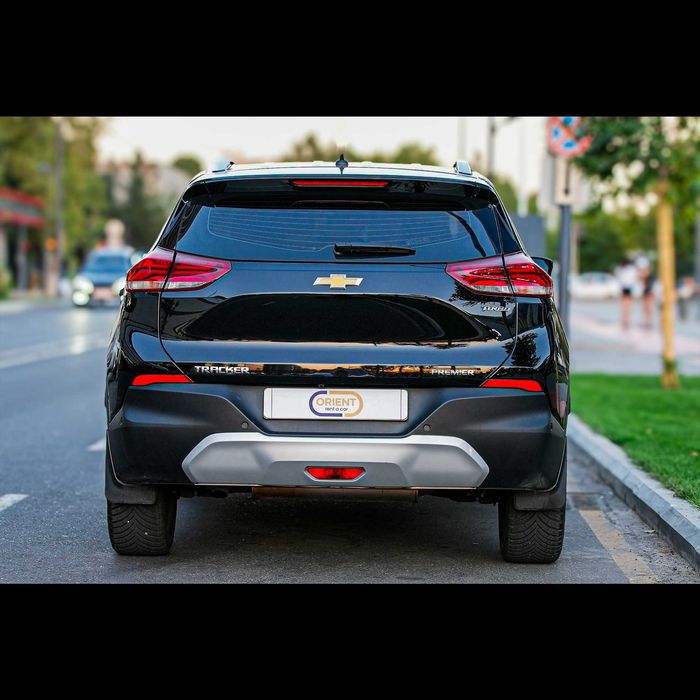 Tracker 2 orqa oynasi