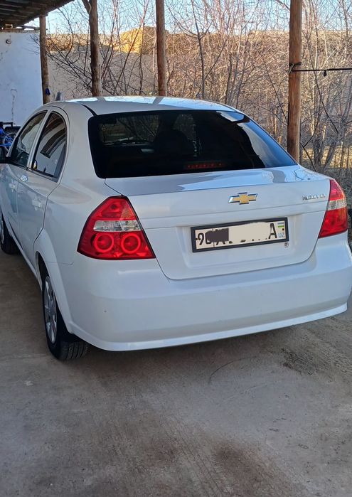 Nexia 3 sotiladi 237000km yurgan 2019yil