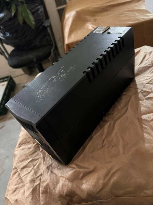 Комплект Монитор,Стабилизатор UPS, Компютър