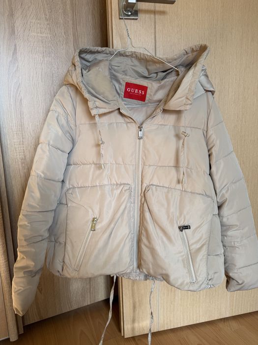 Дамско зимно яке Guess
