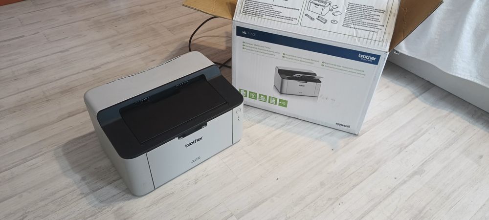 imprimantă laser monocrom