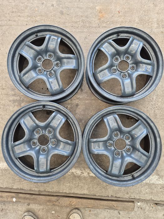 Jante R16 5x114,3 6,5J ET 47 CB 66,1 Duster Megane 3 4 Kangoo Laguna 3 Scenic  Trafic  Fluence Nissan Qashqai  Primera Micra  Altima