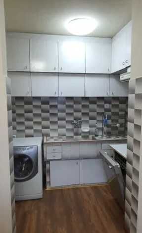 Дава се под наем Тристаен апартамент в Пловдив, Тракия - 90 кв.м за 357 € - Снимка #2