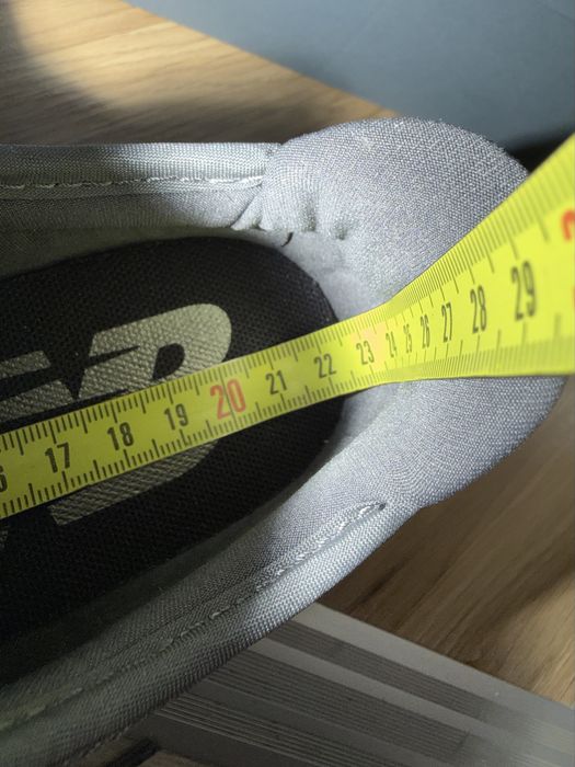 New Balance 327 gri U327SCC  marimea 37 noi originali