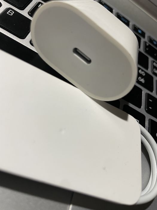 Adaptor Apple 20w