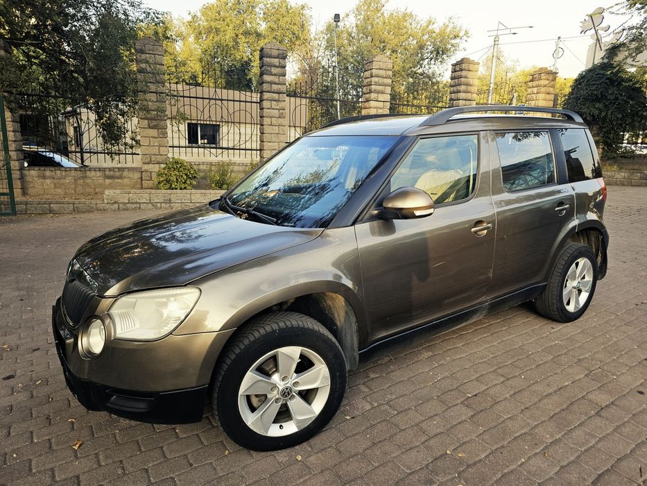 Продам Skoda Yeti 2012 год в хорошем состоянии