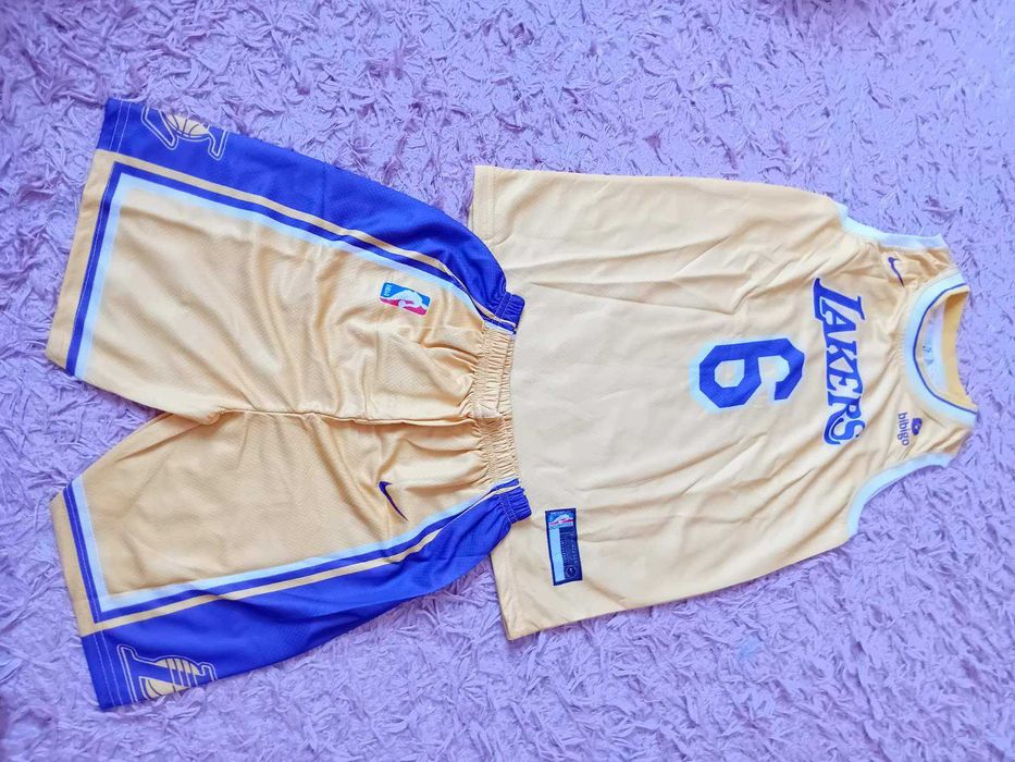 Чисто нов оригинален екип на Los Angelis Lakers - LeBron James