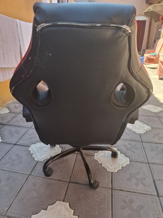 Scaun Gaming Myria – Reglabil, Confortabil, Stare Bună
