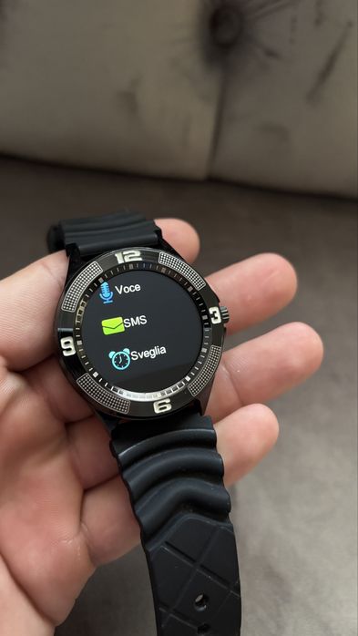 smartwatch barbatesc