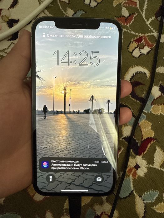 Iphone 12 pro сатылады.