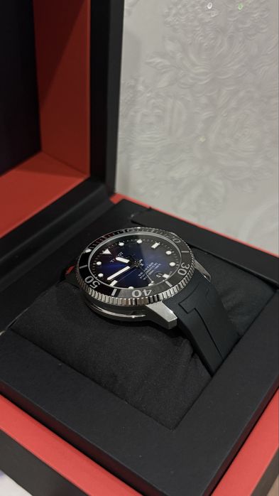 Tissot часы, кварцевые