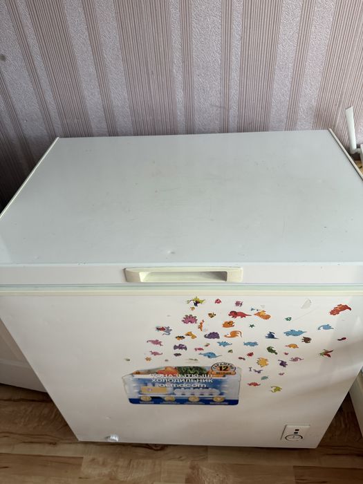 Продам морозильник