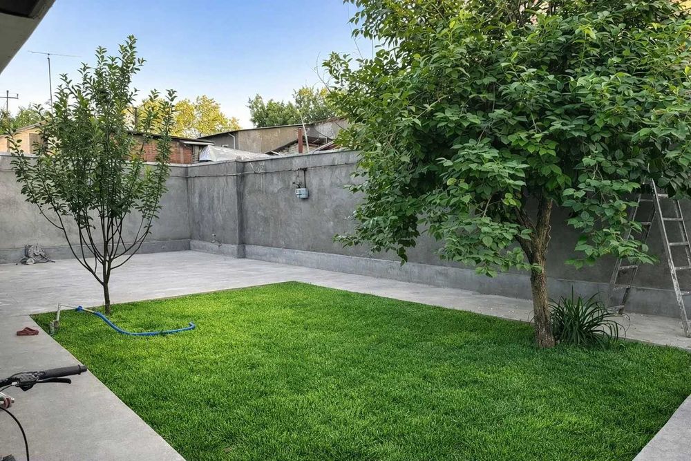 Продается участок 5,5 соток на Мирабадском районе.