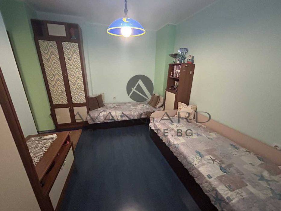 Продава се Двустаен апартамент в Пловдив, Център - 68 кв.м за 2010 €/кв.м - Снимка #5