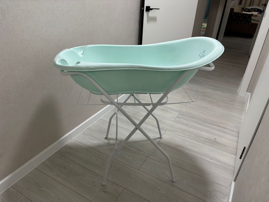 Продам ванночку в отличном состояний