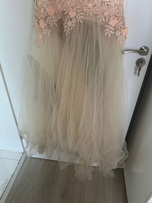 Официални рокли!!!